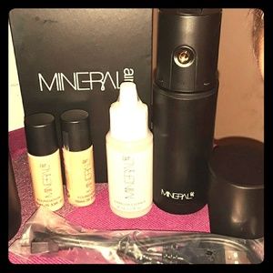 Mineral Air Airbrush foundation kit